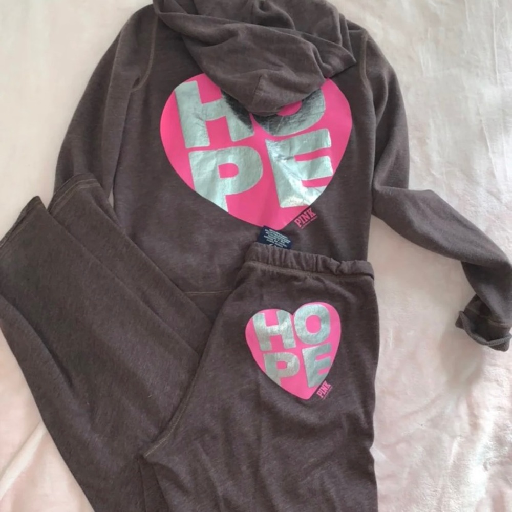 Victoria secret PINK hoodie and pants set!
